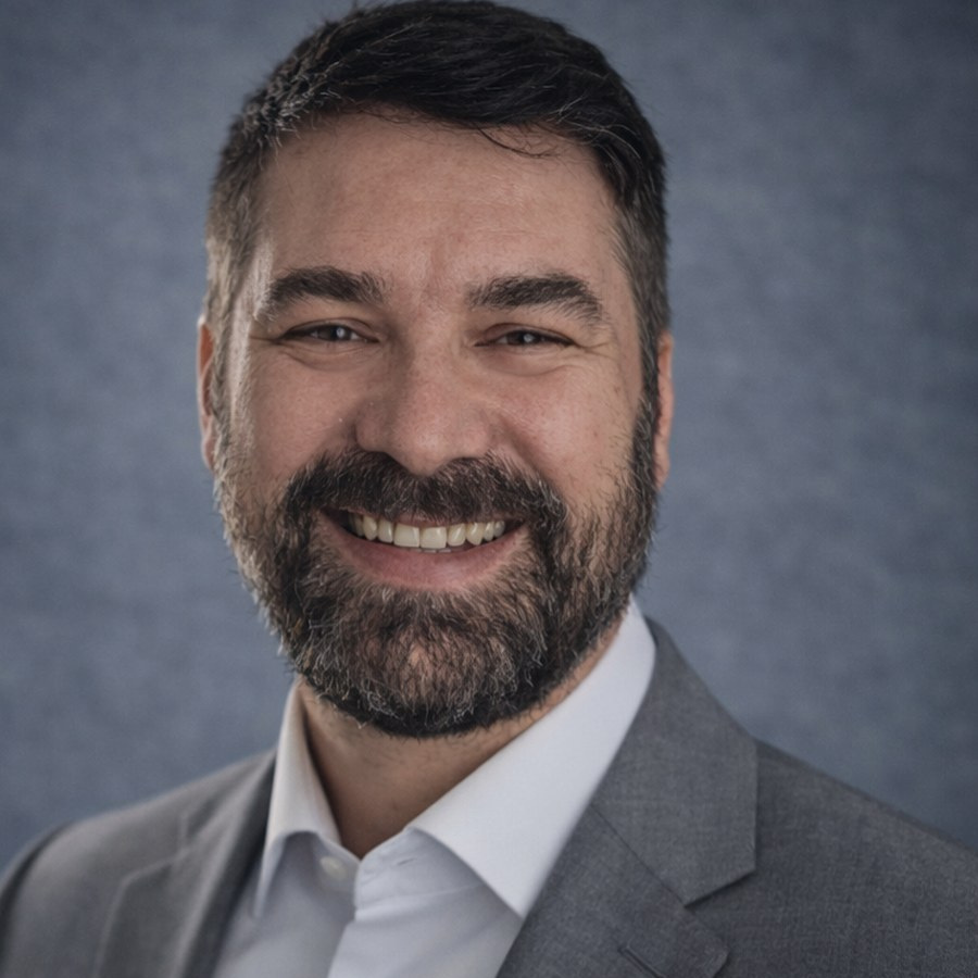 Sinisa Popov, Founder and CEO